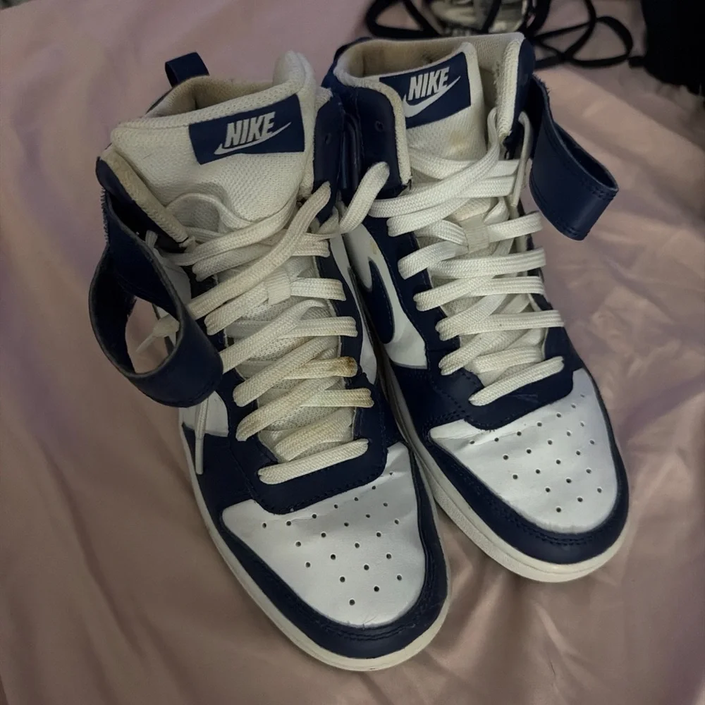 Nike Kids High-Top Sneakers - Navy and White